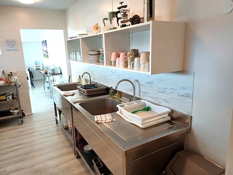 Placa de cocina, utensilios de cocina