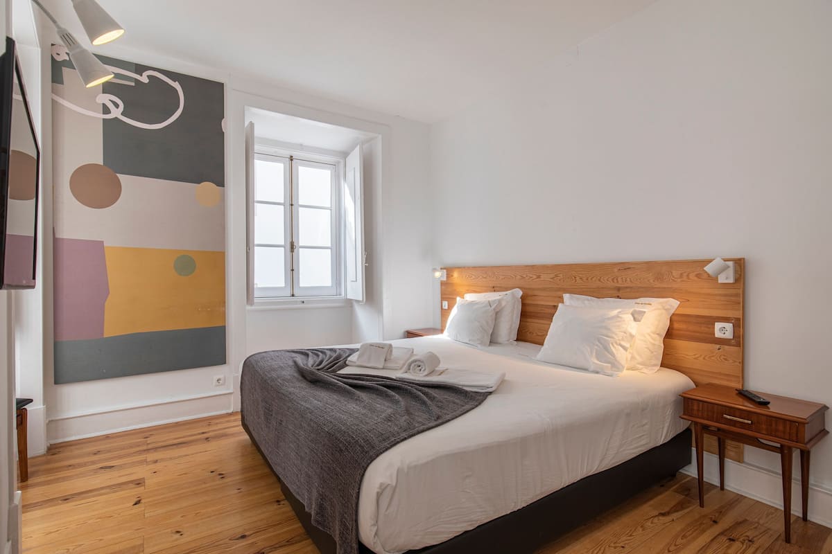 Family Apartment, 2 Bedrooms, Private Bathroom | 2 bedrooms, free WiFi, bed sheets
