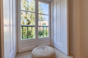 Deluxe Apartment, 2 Bedrooms, Private Bathroom | Living area | Flat-screen TV