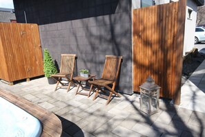 Pool - Frumskógar Guesthouse (Hveragerdi)