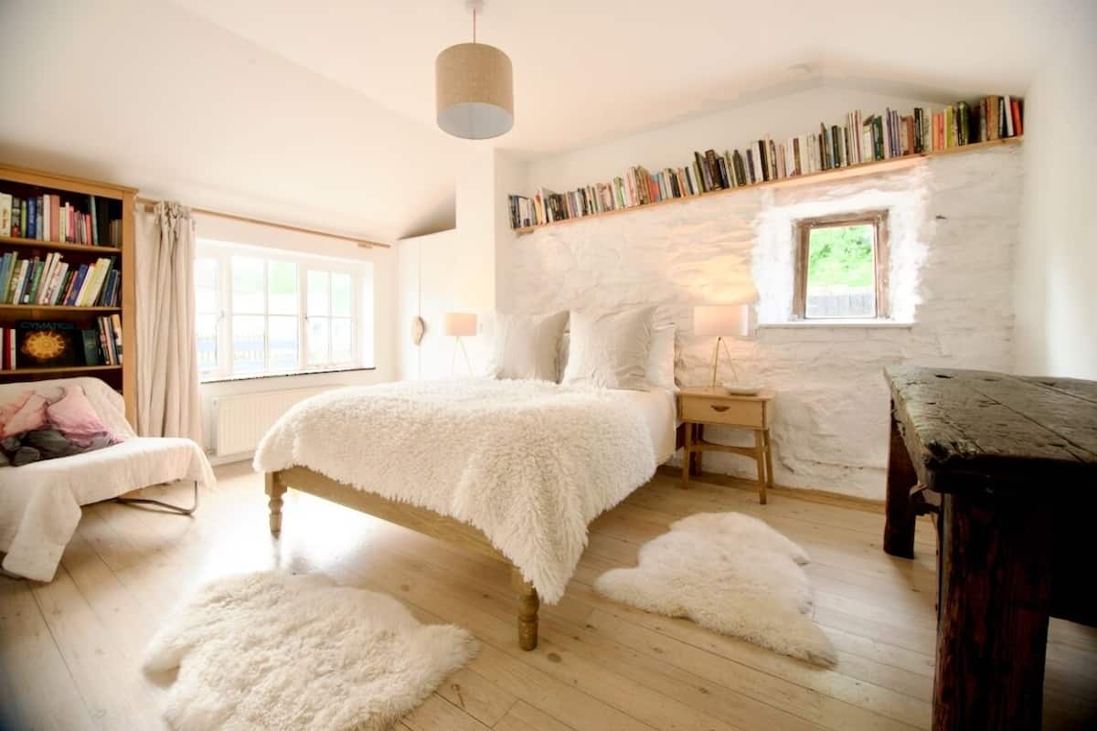 Standard Double Room, Accessible, Shared Bathroom (Sundoor)