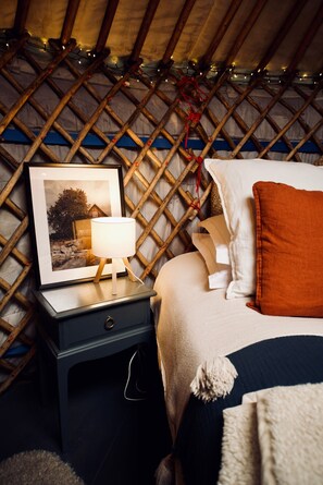 Tent, Shared Bathroom, Garden View (Mongolian Yurt) - Wester Auchraw Croft B&B (Lochearnhead)