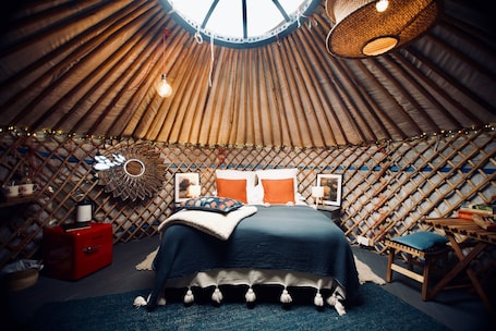 Deluxe Triple Room, Shared Bathroom, Garden View (Mongolian Yurt)