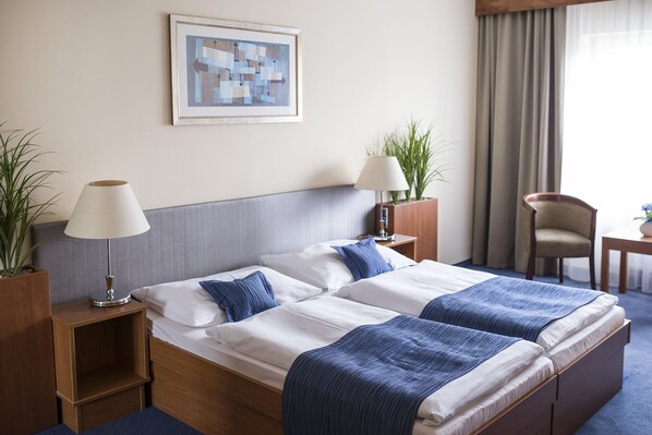 Minibar, in-room safe, desk, laptop workspace