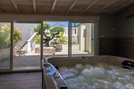 Fachada. Château Pellisson