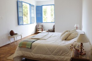 标准房 | 迷你吧、免费 WiFi、床单