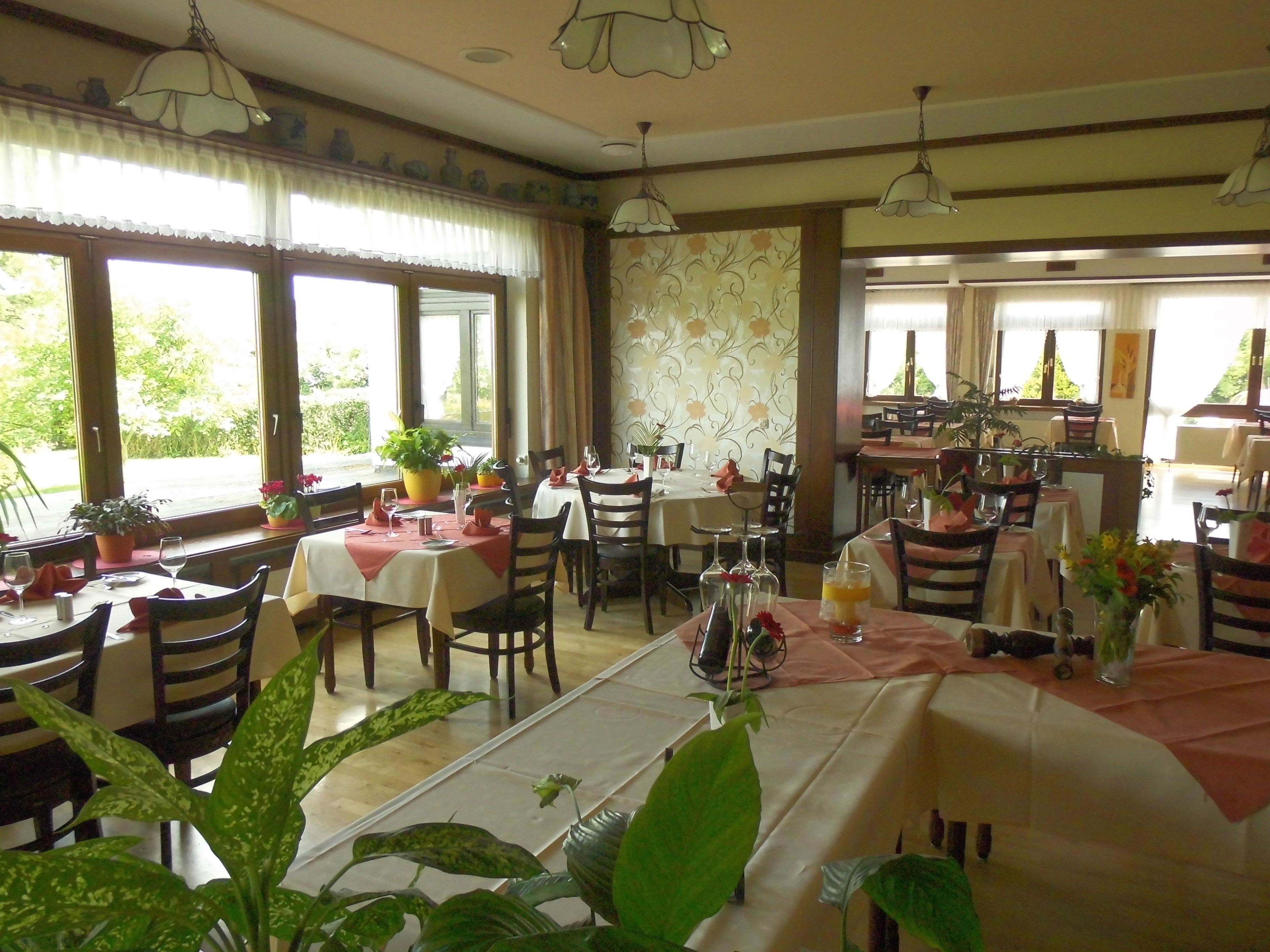 breakfast and dinner served, regional cuisine