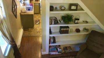 Apartment, 2 Bedrooms (Tuscany: 1st & 2nd Floor) | Living area | 32-inch TV with cable channels, DVD player