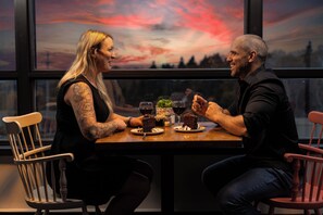 Breakfast, lunch and dinner served