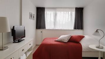 In-room safe, free WiFi