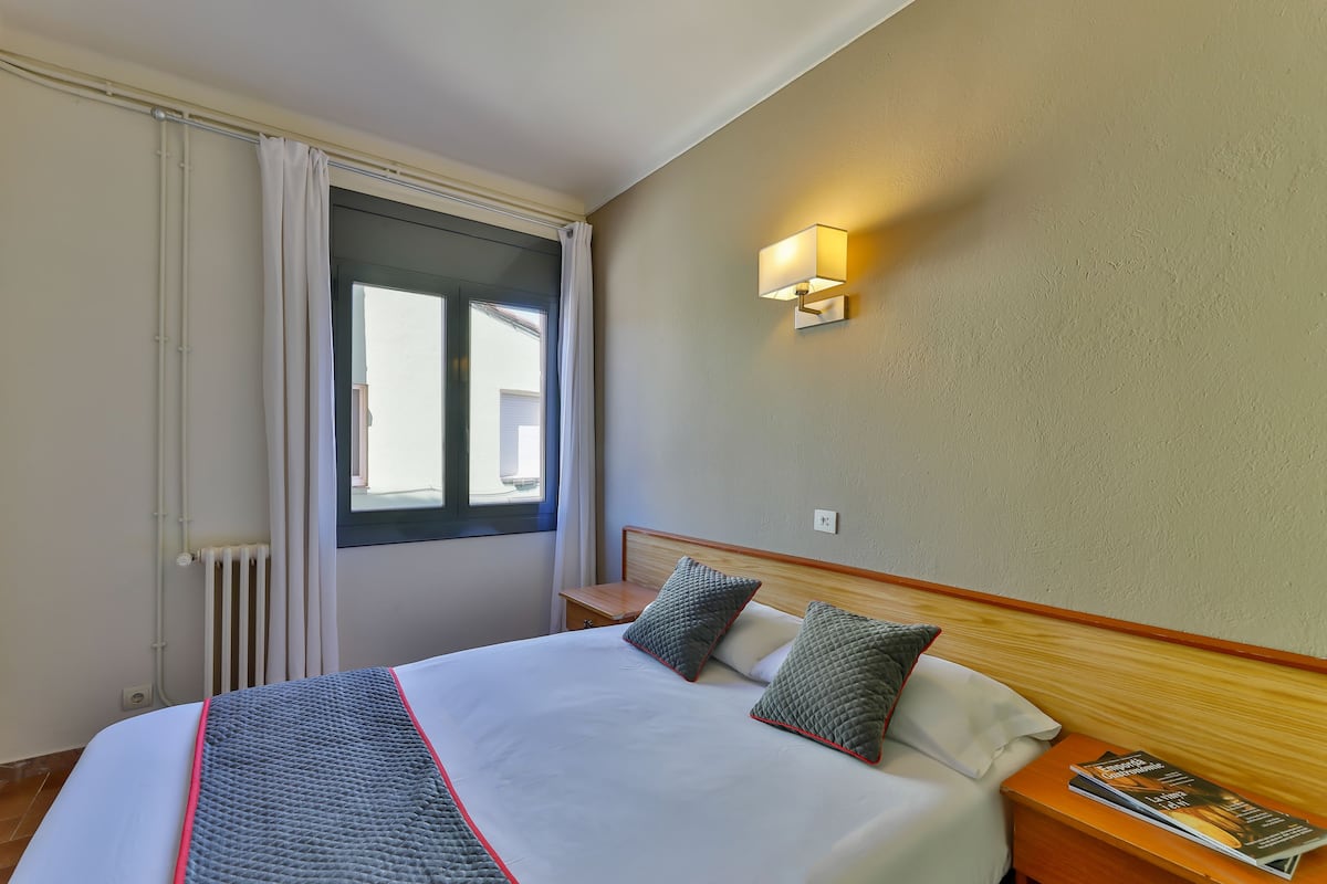 Double Room | Free WiFi