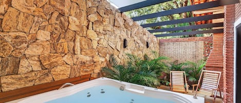 Chale Premium | In-room safe, blackout drapes, free WiFi, bed sheets