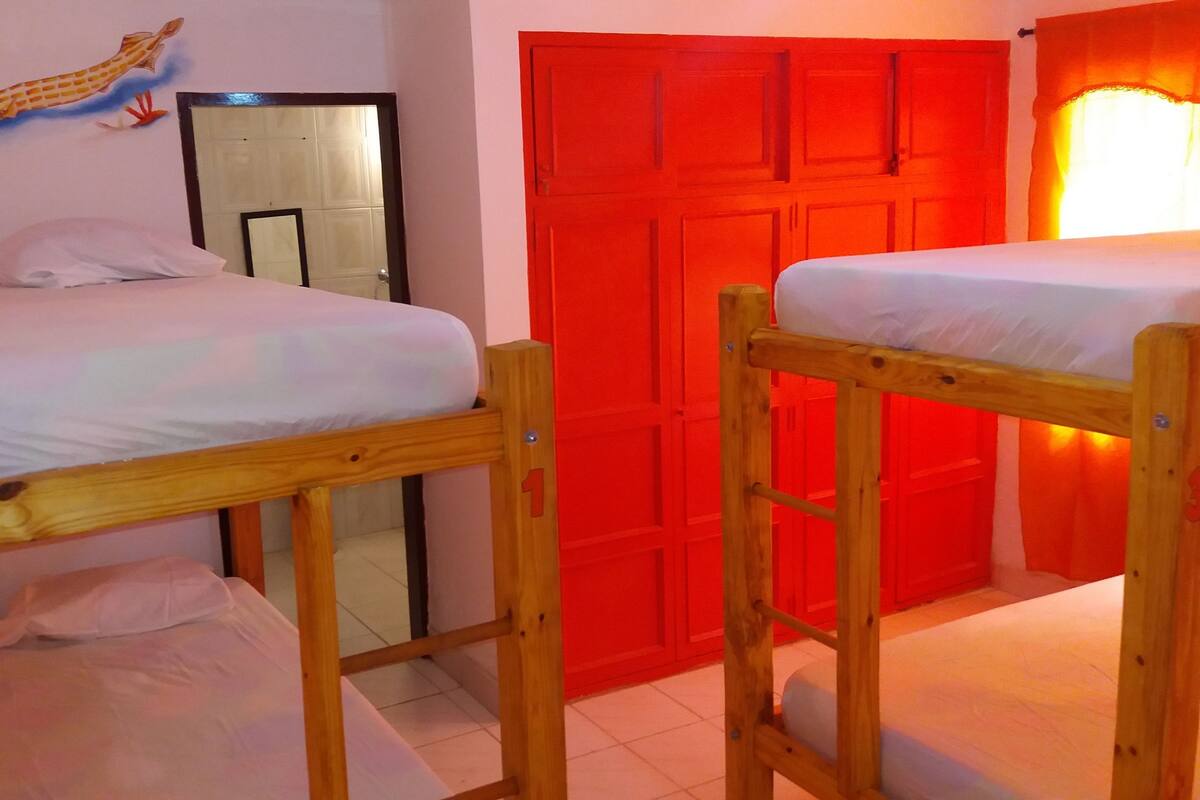 Quadruple Room, Multiple Beds, Private Bathroom | WiFi (free)