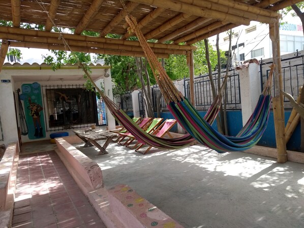 Fachada de la propiedad