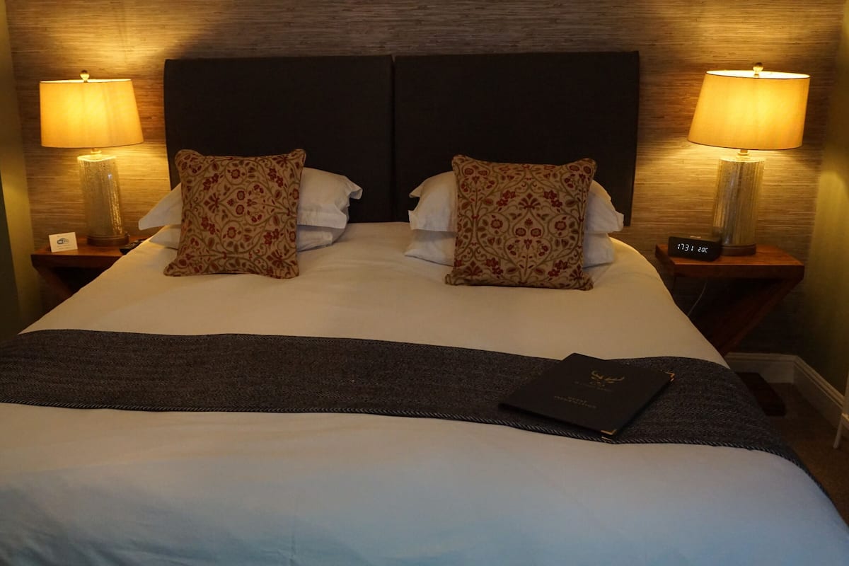 Classic Double or Twin Room | Individually decorated, individually furnished, soundproofing