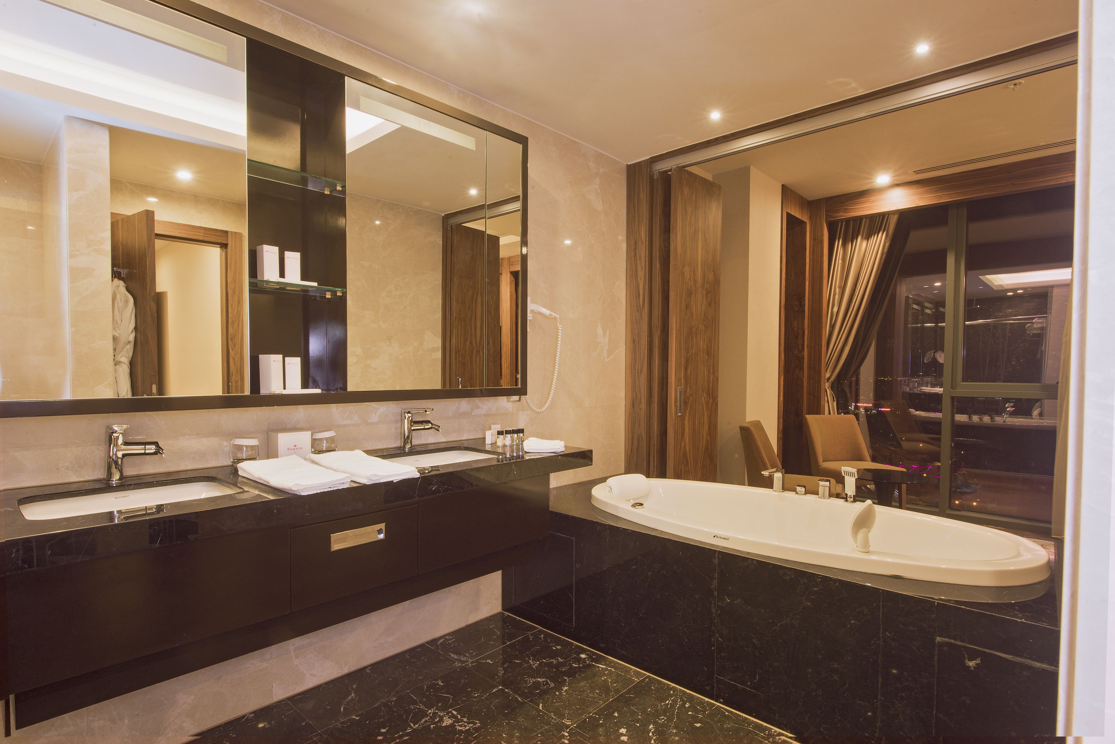 presidential suite, 1 king bed, smoking | bathroom | deep-soaking bathtub, eco-friendly toiletries, hair dryer, bathrobes