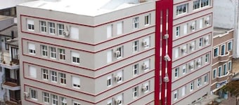City Hotel
