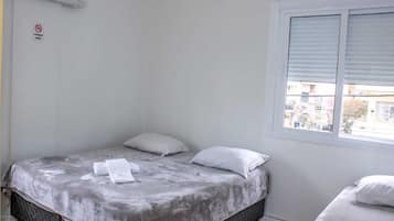 Suite estudio superior | Minibar, escritorio, cortinas opacas y wifi gratis