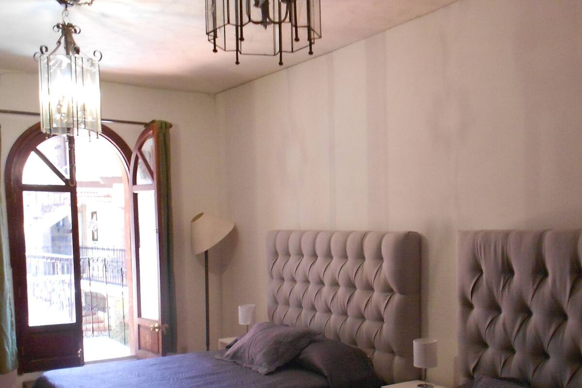 Habitación triple estándar | Escritorio, wifi gratis, ropa de cama