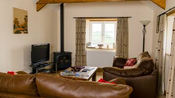 Cabin, Private Bathroom | Lounge