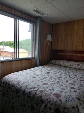 Kamar Single Standar, 1 Tempat Tidur Queen, Bebas Asap Rokok, kamar mandi pribadi | Tirai kedap cahaya, Wi-Fi gratis, dan seprai linen