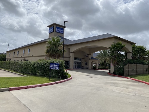 Regency Inn and Suites