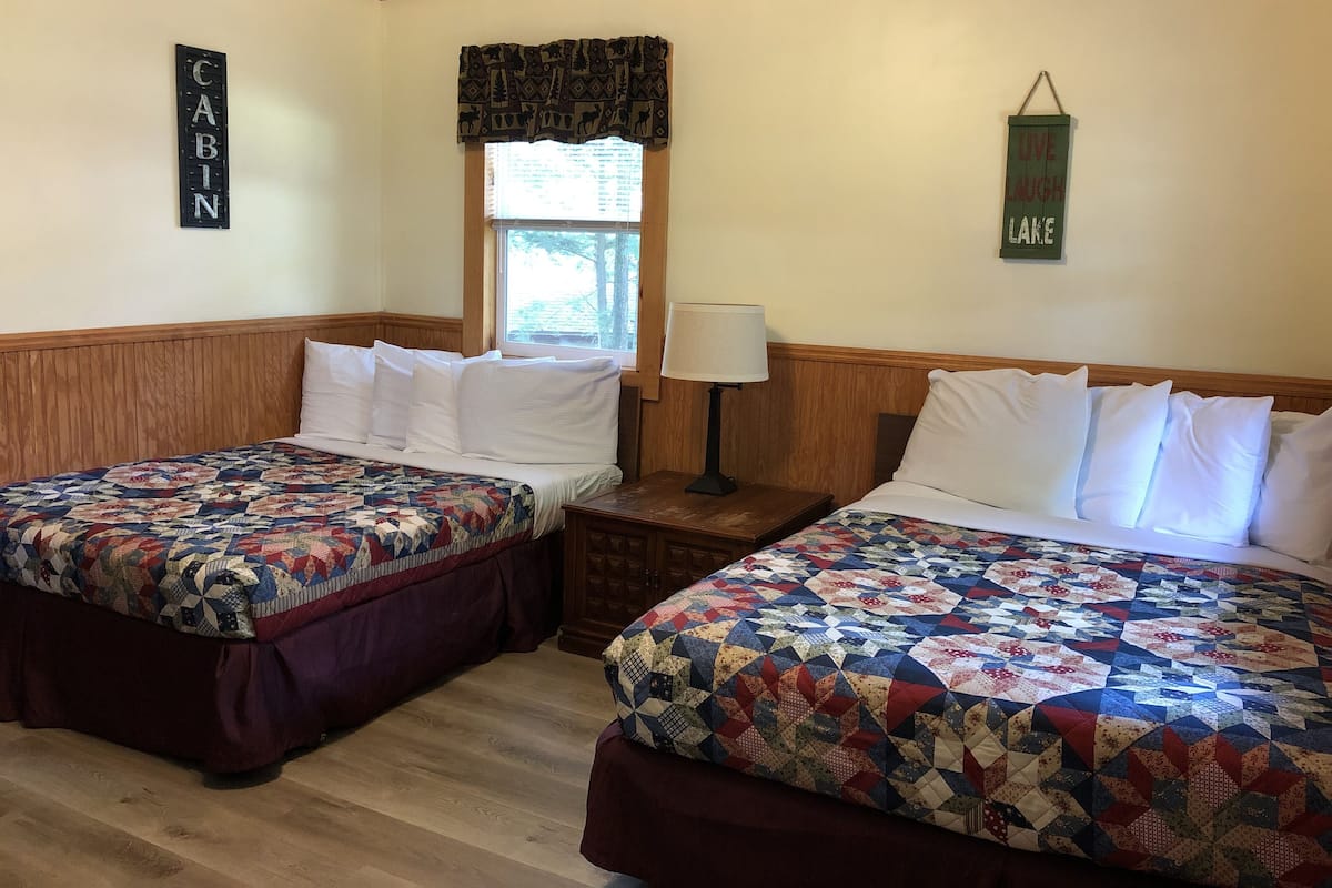 Standard Cabin, 2 Double Beds, Refrigerator & Microwave
