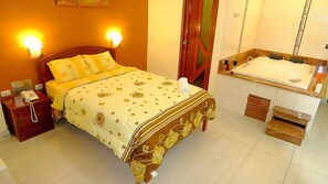 Executive Suite, Jetted Tub | Minibar, in-room safe, desk, rollaway beds - Hotel Costa Norte (Chiclayo)