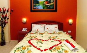 Executive Suite, Jetted Tub | Minibar, in-room safe, desk, rollaway beds - Hotel Costa Norte (Chiclayo)