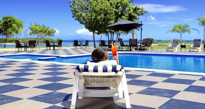 Nila Beach Resort Fiji