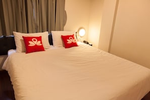 Standard Twin Room - ZEN Rooms Pratunam (Bangkok)