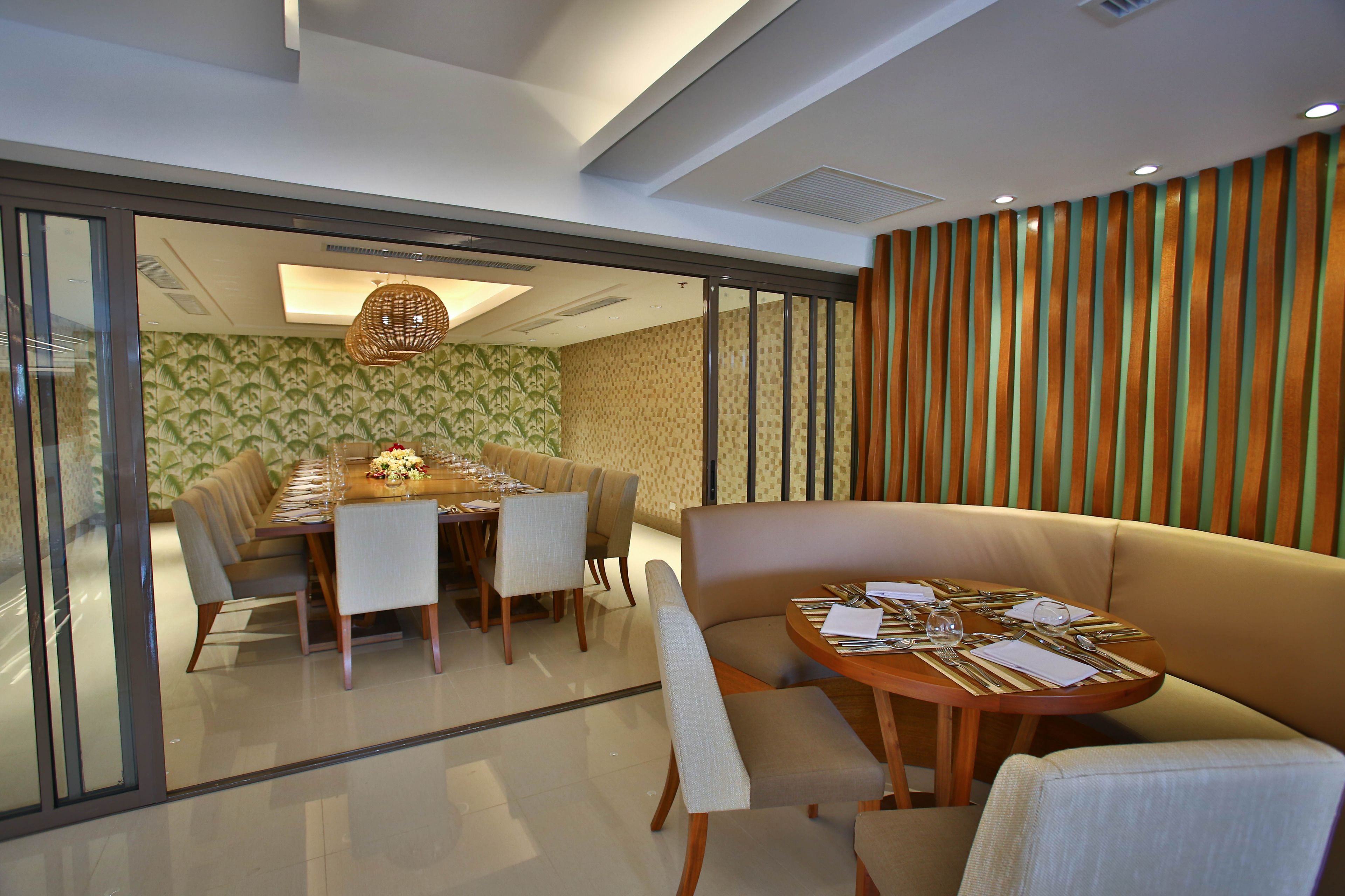 2 restaurants, breakfast, lunch, dinner served; filipino cuisine