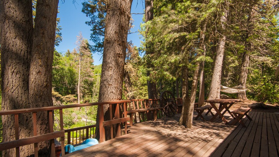 Hideaway Above The Stream