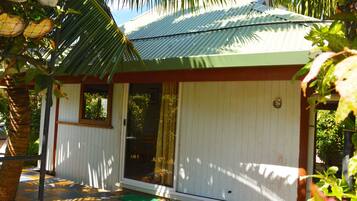 Bungalow familiar, 2 habitaciones, Terraza, en el área del jardín | Terraza o patio