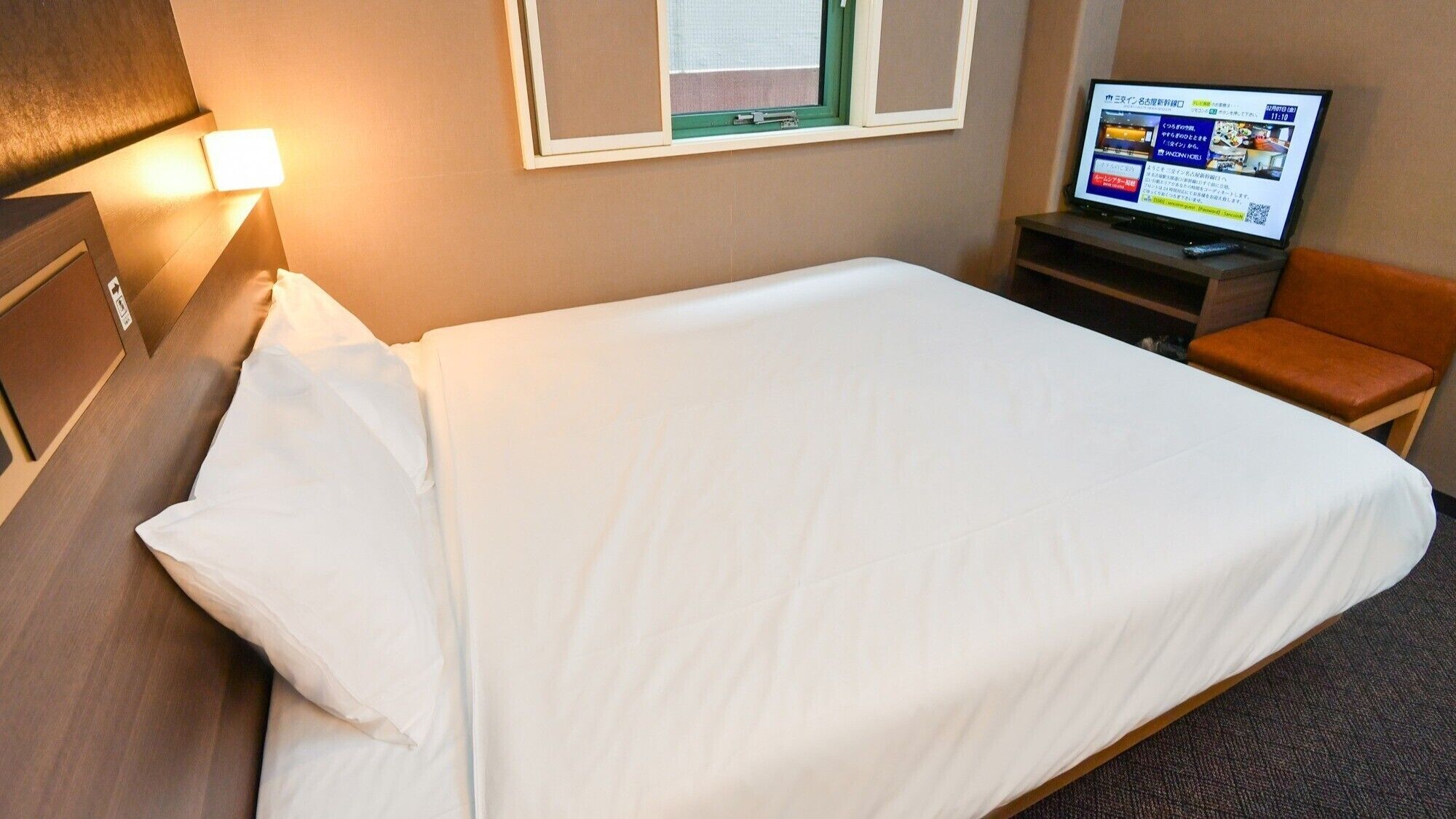 Desk, blackout drapes, iron/ironing board, free WiFi