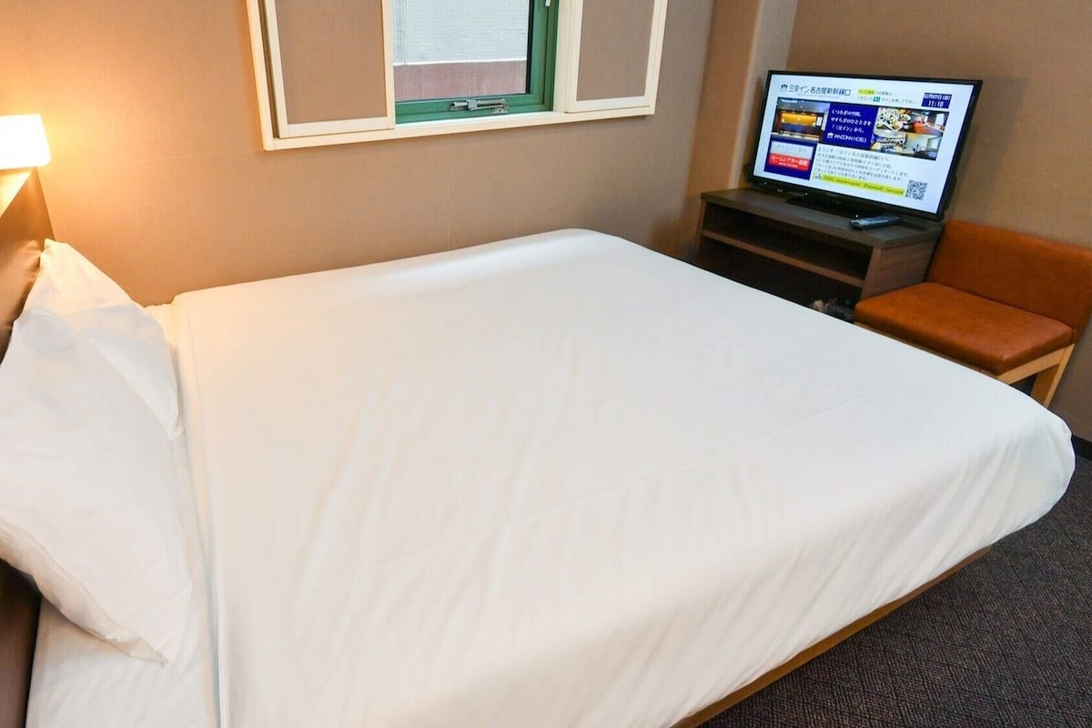 Desk, blackout drapes, iron/ironing board (on request), WiFi (free)