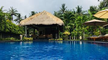 Outdoor pool, sun loungers