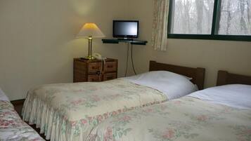 Free WiFi, bed sheets