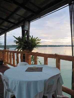 Breakfast, lunch, dinner served; Filipino cuisine  - Villa Alzhun Tourist Inn and Restaurant (Tagbilaran)