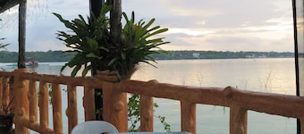 Villa Alzhun Tourist Inn and Restaurant