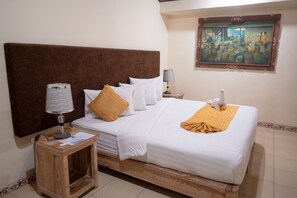 Skrivbord, strykjärn/strykbräda, gratis wi-fi och sängkläder