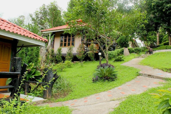 Baan Phuthadol - Chiang Mai