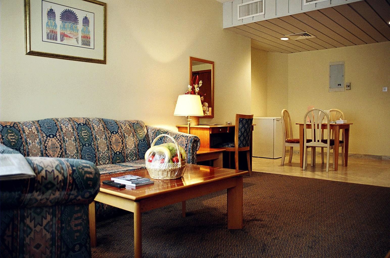 Photo - Emirates Plaza Hotel
