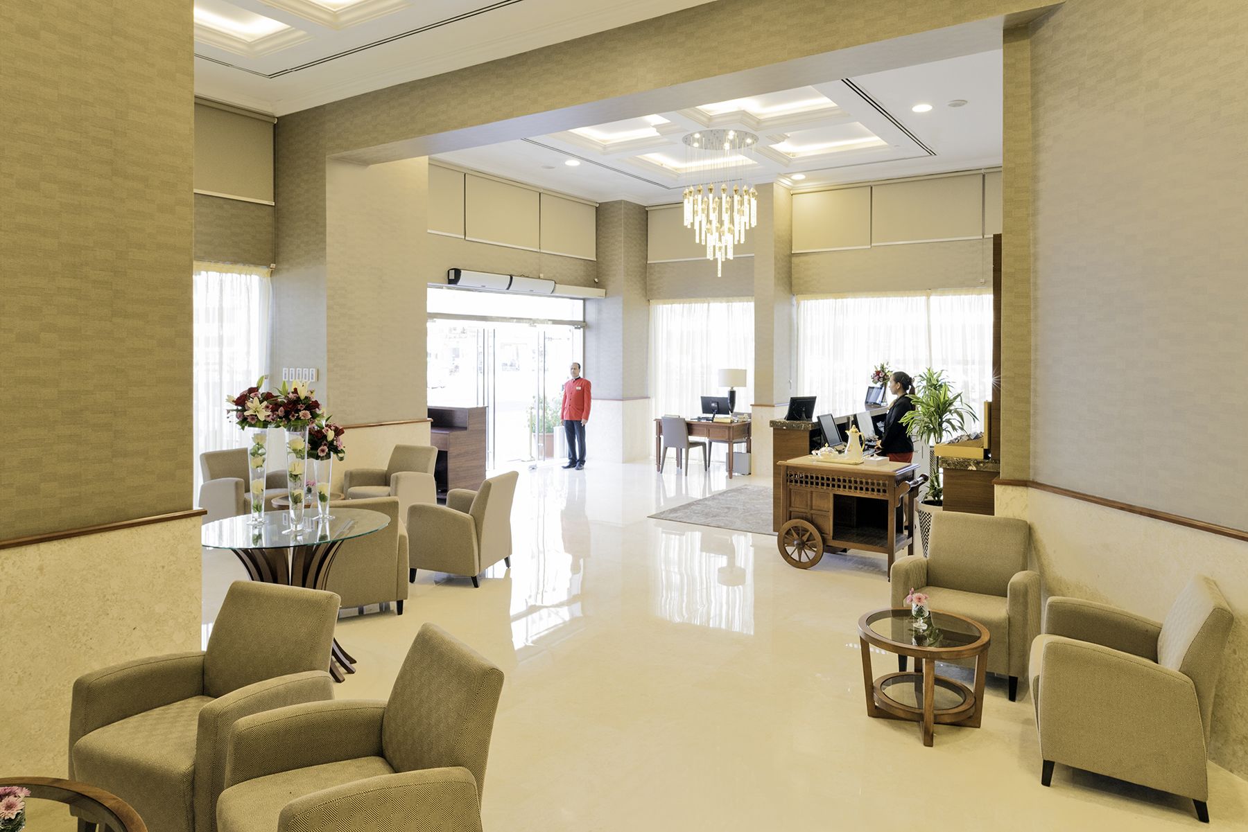 Photo - Emirates Plaza Hotel