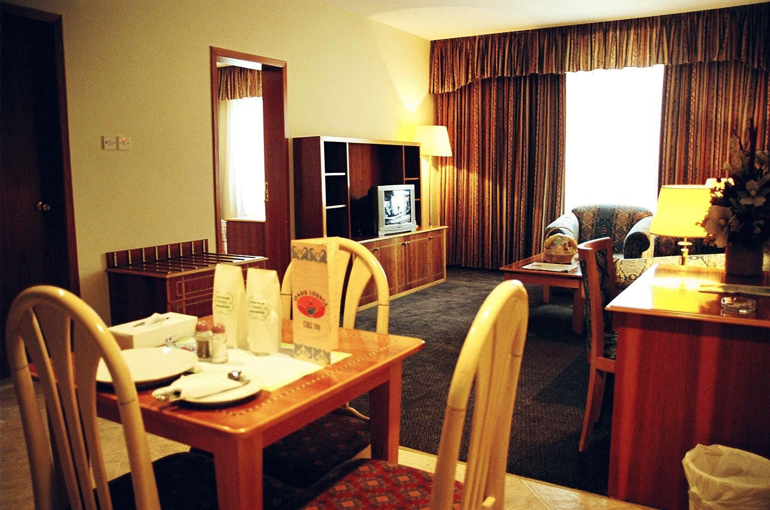 Photo - Emirates Plaza Hotel