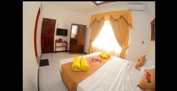 Luxury Single Room, 1 King Bed