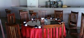 Free daily English breakfast - The View Lodge (Victoria Falls)