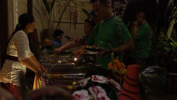 Breakfast, lunch, dinner served; international cuisine