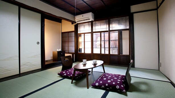 ห้องสแต นดาร์ดดับเบิล, ติดสวน ( 102 )