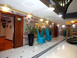 Sala de estar en el lobby